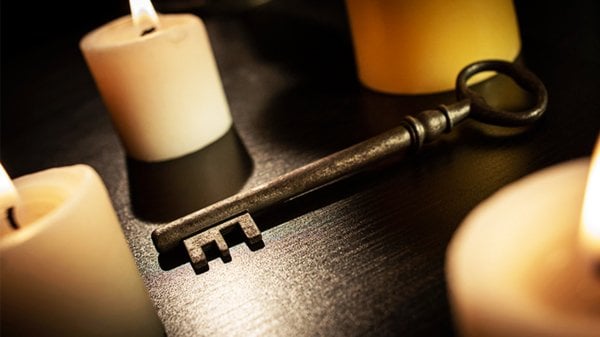 HAUNTED KEY DELUXE